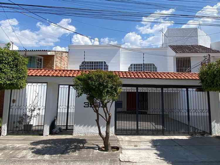 casa en renta rinconada del cerezo rinconada santa rita guadalajara jalisco p7XBo5x