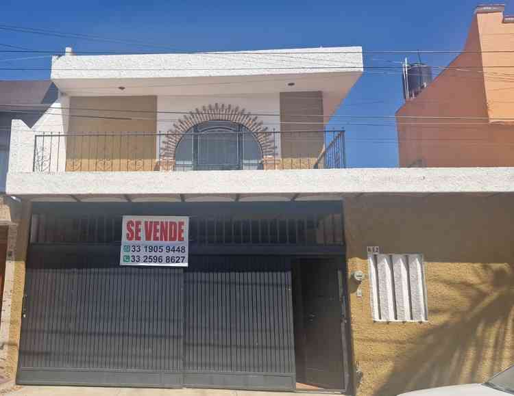 casa en venta calle jose ignacio solorzano jardines alcalde guadalajara jalisco pYI8Xvy